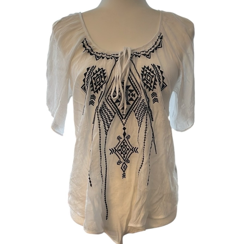 by & by White Boho Blouse with Dark Embroidery Size Small